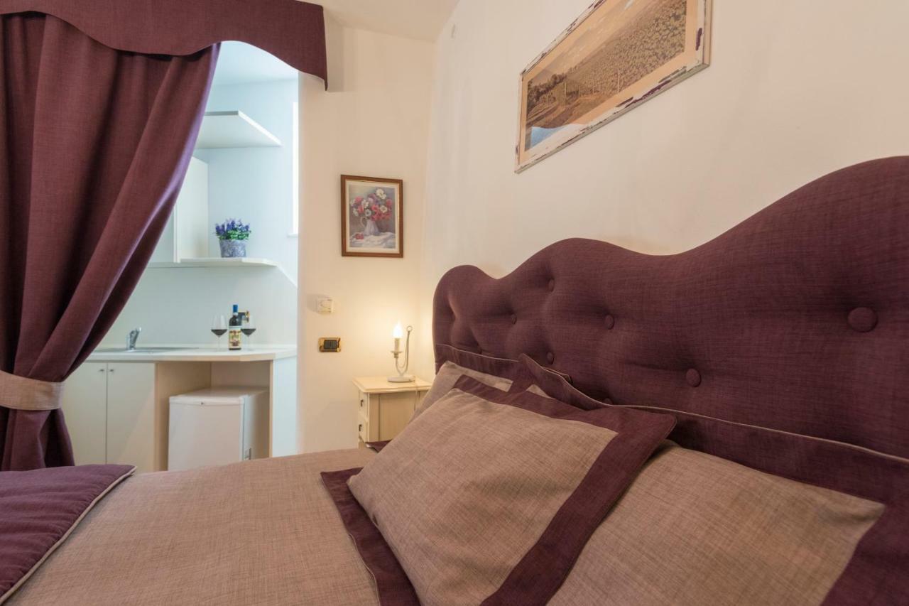 Villa Goccia Di Vino Ла Мора Екстериор снимка