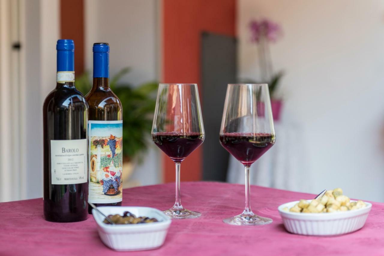 Villa Goccia Di Vino Ла Мора Екстериор снимка