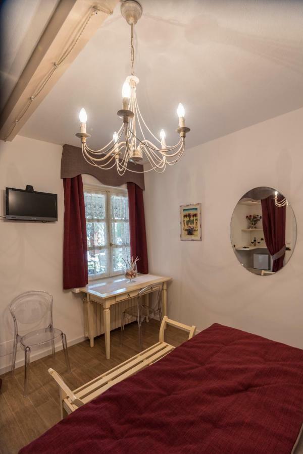 Villa Goccia Di Vino Ла Мора Екстериор снимка