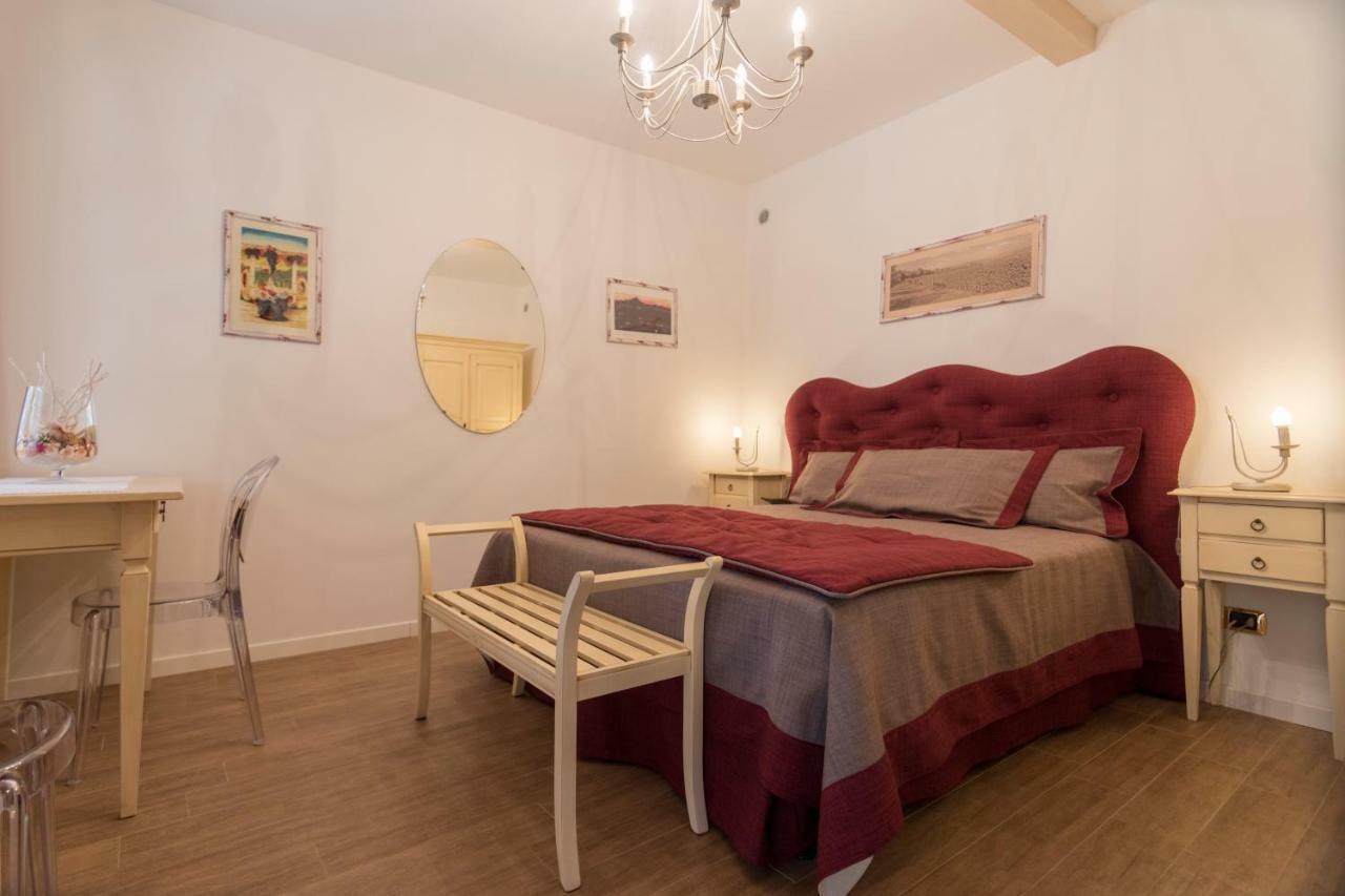 Villa Goccia Di Vino Ла Мора Екстериор снимка